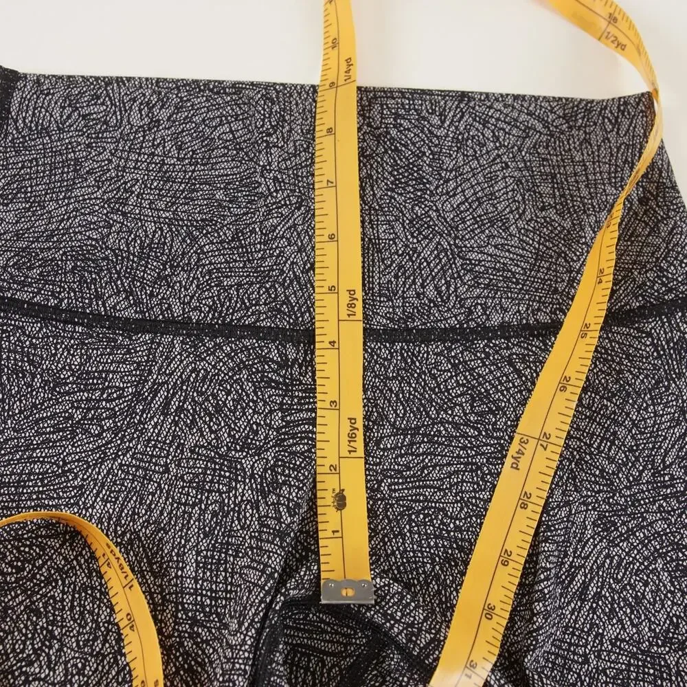 Lululemon Wunder Under High Rise Line Up Black White Ankle Leggings Womens Sz 6